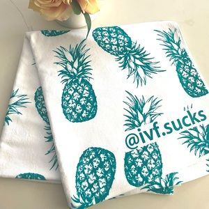 IVF.SUCKS Pineapple towels